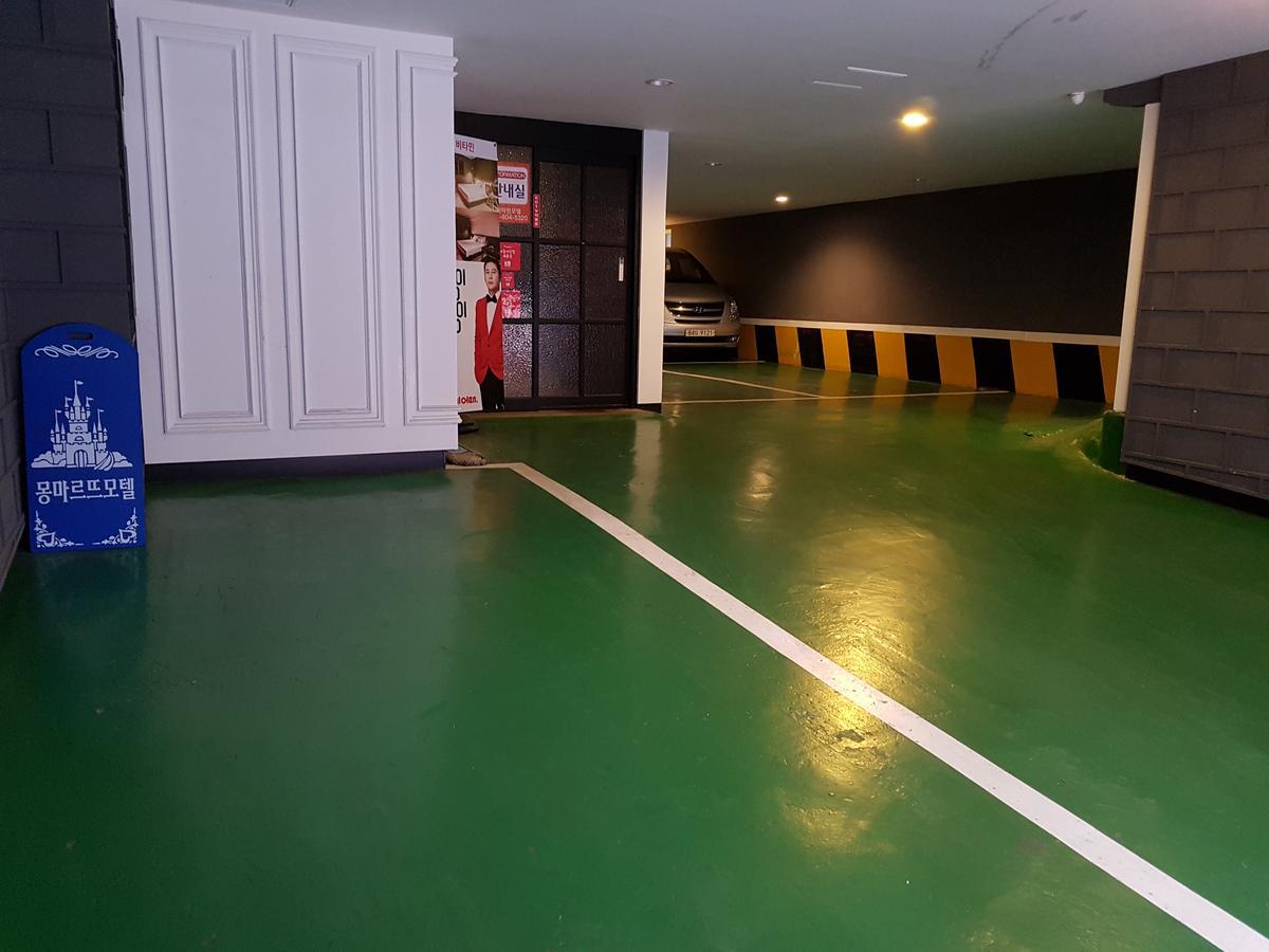 Vitamin Hotel Busan Bagian luar foto